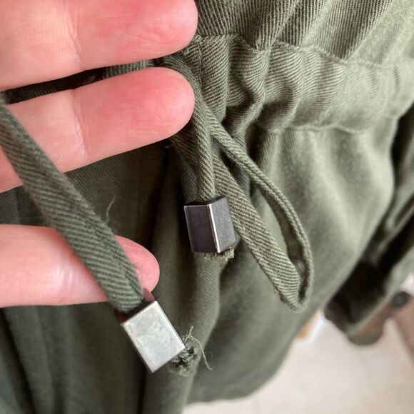 Mini trench/utility coat w/ snaps & zipper, drawstring waist, pockets - Picture 7 of 10